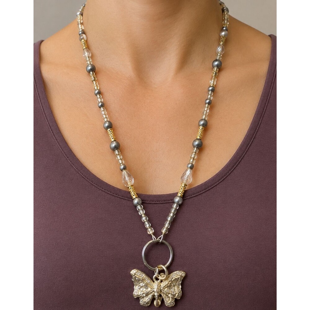 Butterfly Beaded ID Badge Holder Lanyard 32 Inch Gray Silver Tone Swivel Clip